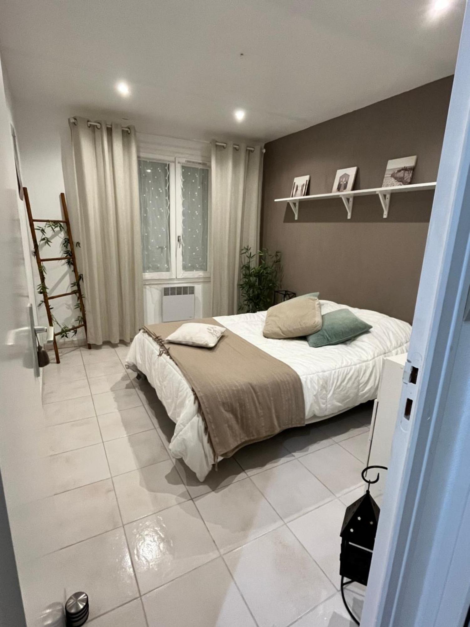 Maison Lumineuse A Ars En Re Ars-en-Re Exterior photo